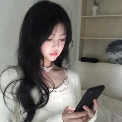 女魔
